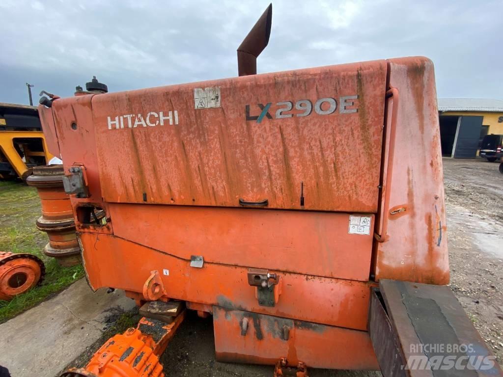 Hitachi LX 290 E Колесни товарачи