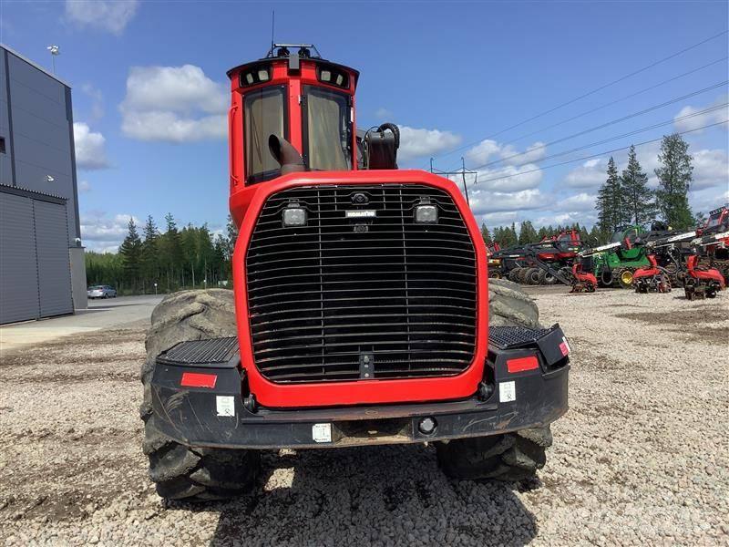 Komatsu 911 Харвестери