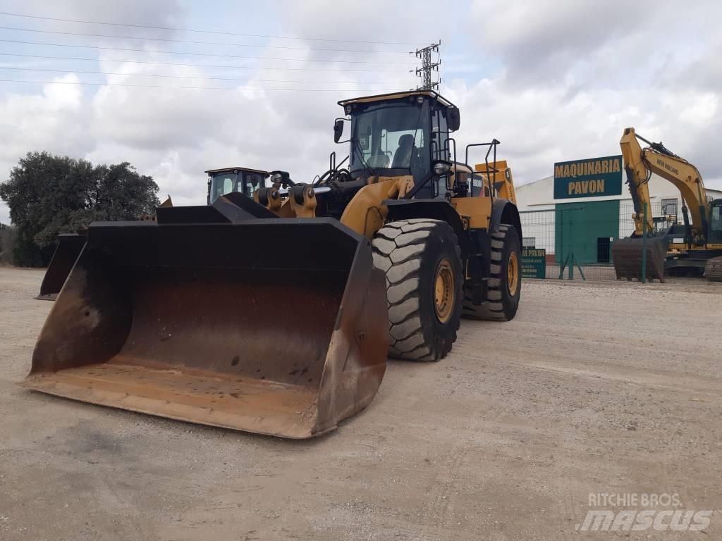 CAT 980M Колесни товарачи