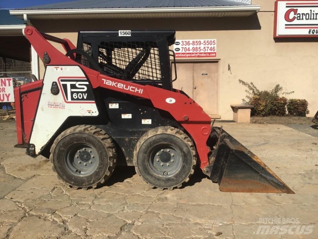 Takeuchi TS60V Мини товарачи
