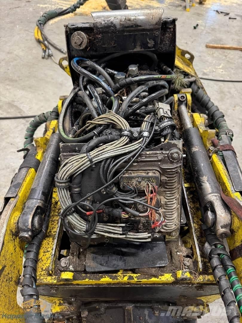 John Deere H415 Глави за харвестери