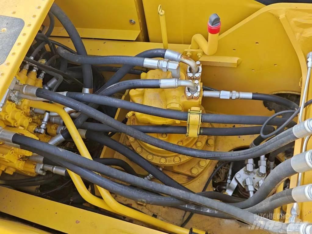 Komatsu PC 200 Верижен екскаватор
