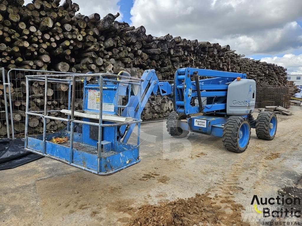 Genie Z 45/25 Съчленени стрелови подемници