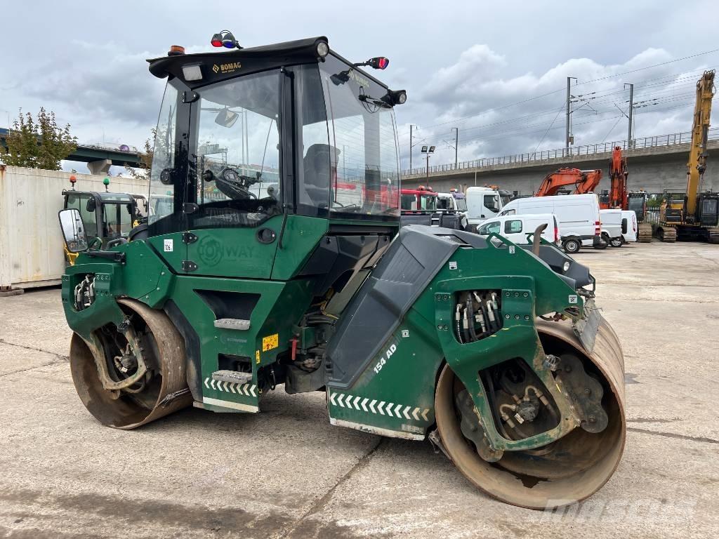 Bomag BW 154 AD-5 Двойни барабанни ролки
