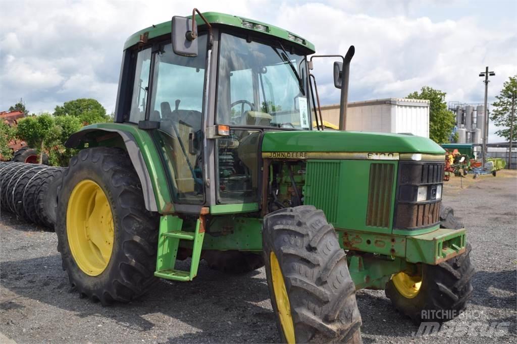 John Deere 6100 Трактори