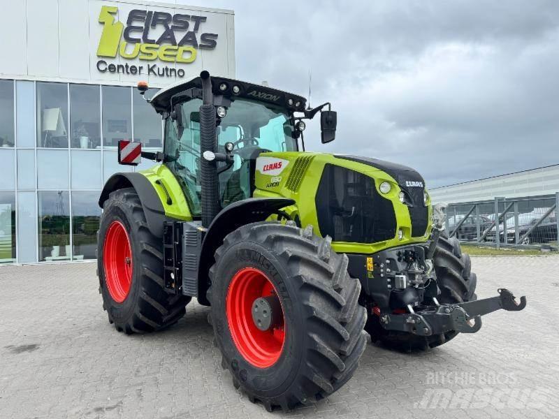 CLAAS AXION 830 Трактори