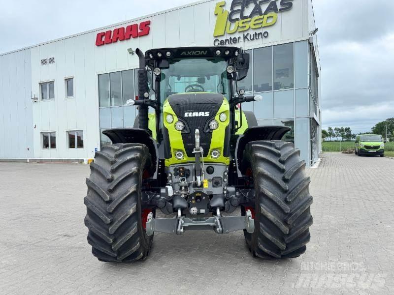 CLAAS AXION 830 Трактори