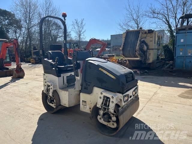 Bomag BW 100 AD-5 Двойни барабанни ролки
