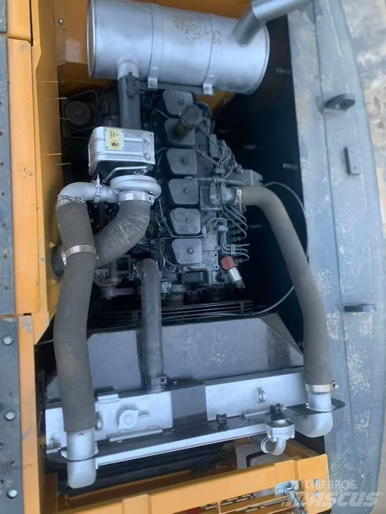 Hyundai R220LC-9S Верижен екскаватор