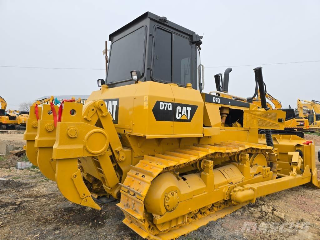 CAT D 7 G Верижни булдозери
