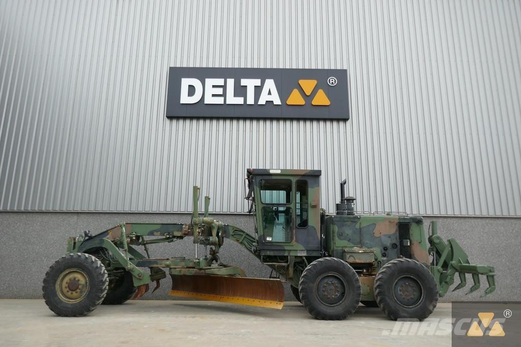 CAT 130G Ex-army Грейдери