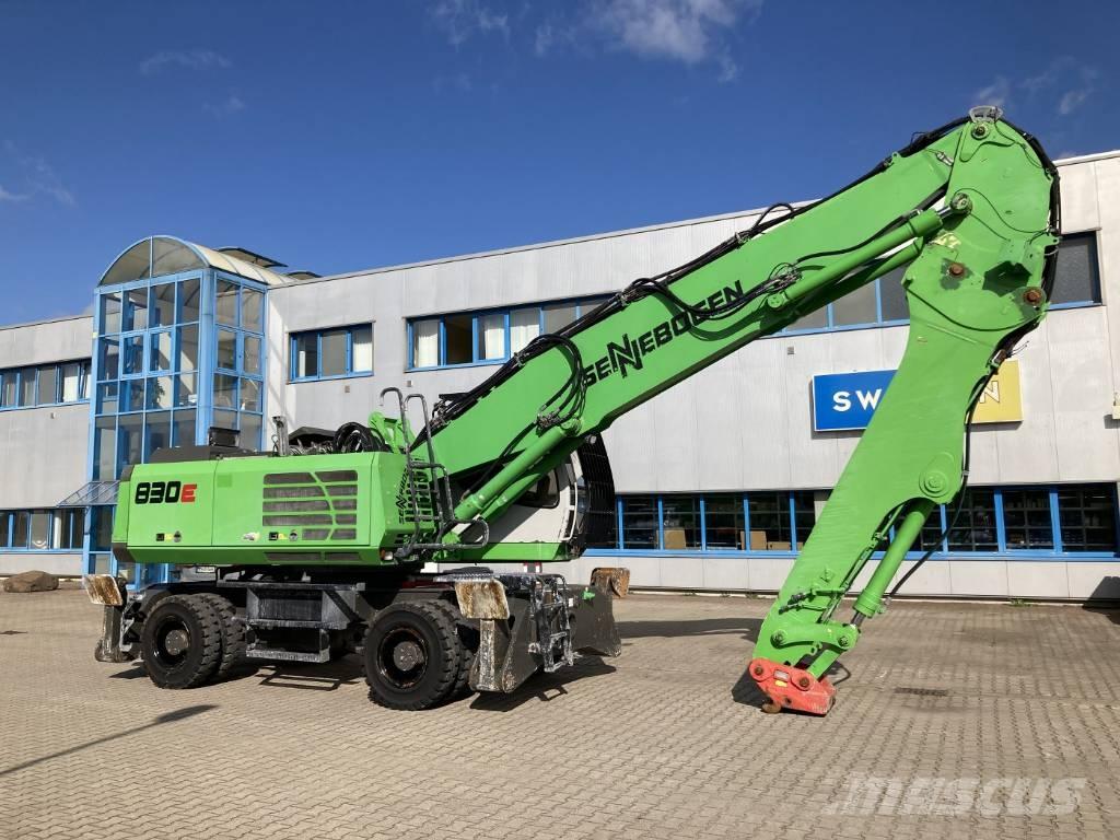 Sennebogen 830 M Оператори на отпадъци/индустрия
