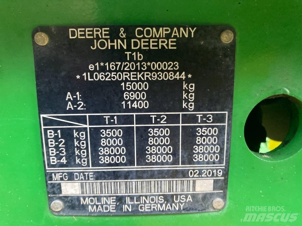 John Deere 6250 R Трактори