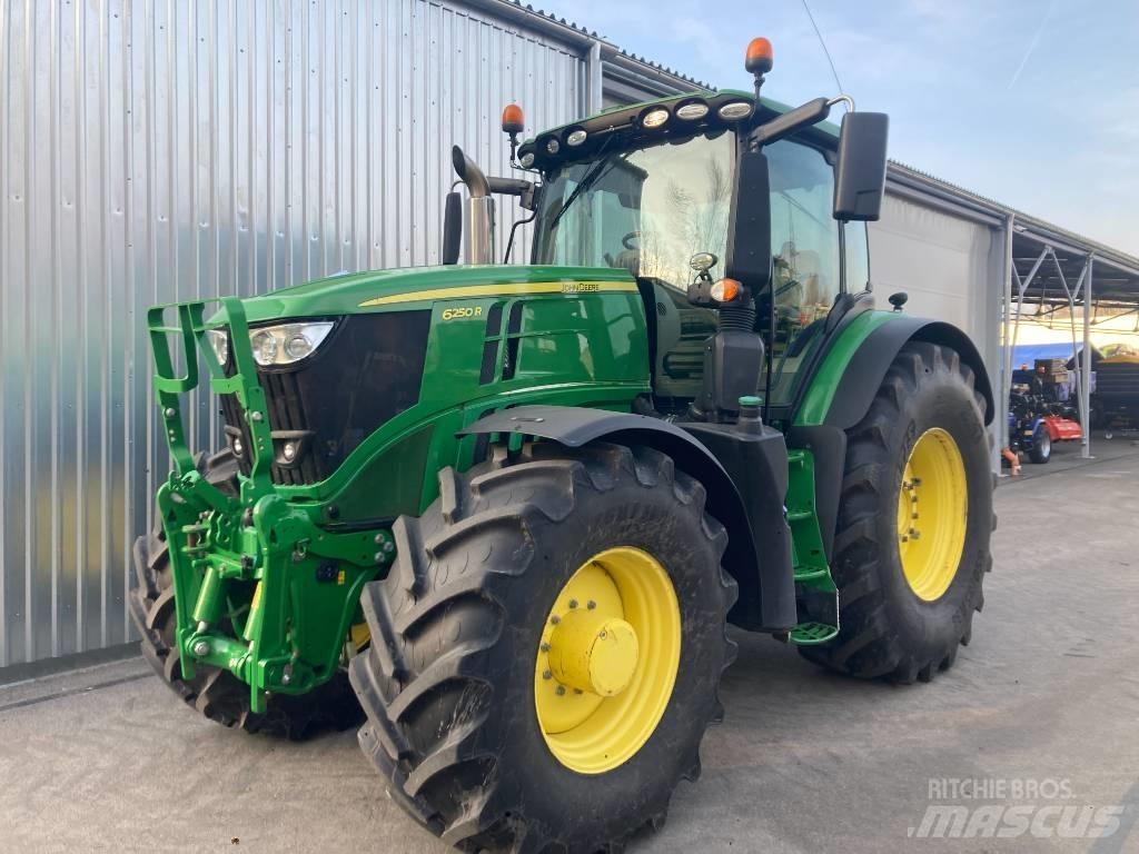 John Deere 6250 R Трактори