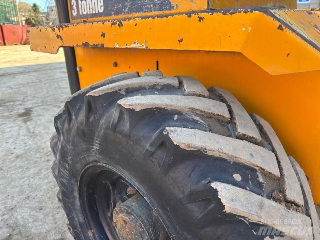 Thwaites 3 tonne Странични самосвали