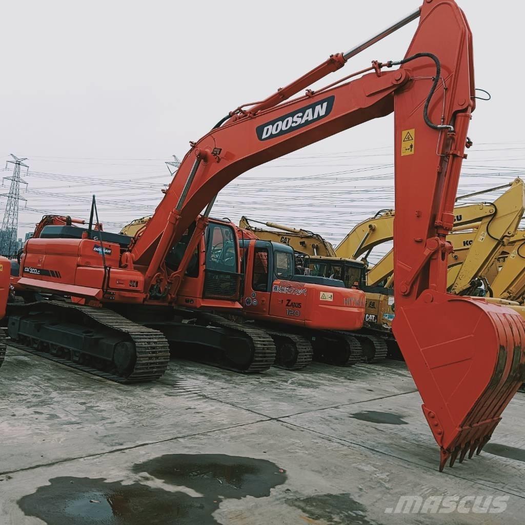 Doosan DX 300 LC Верижен екскаватор