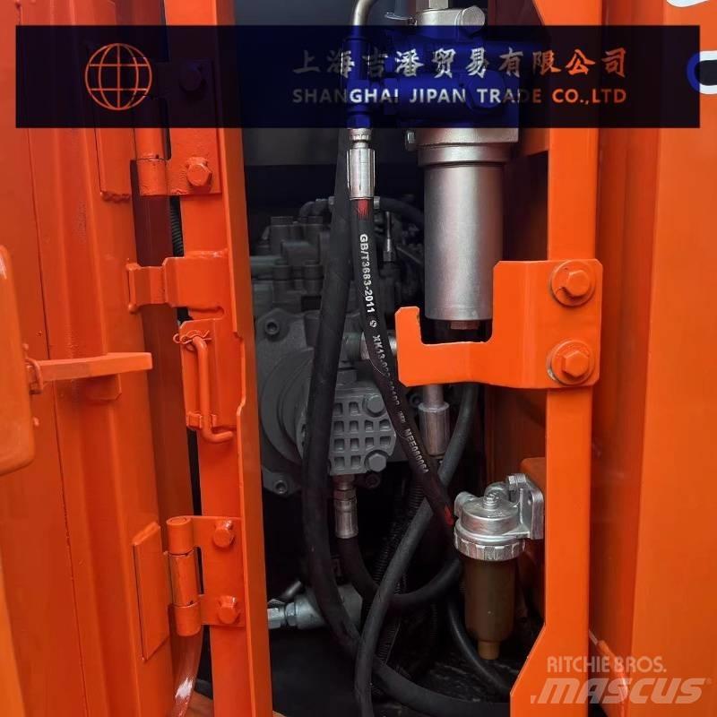 Hitachi ZX 135 Верижен екскаватор