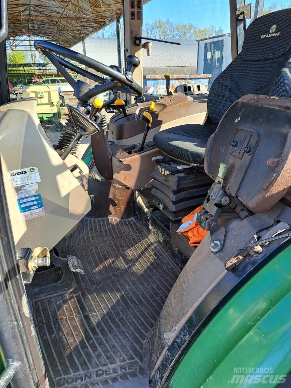 John Deere 5720 + FL Трактори