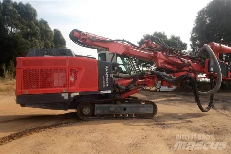 Sandvik DP1500i Апаратура за повърхностна редова сеидба