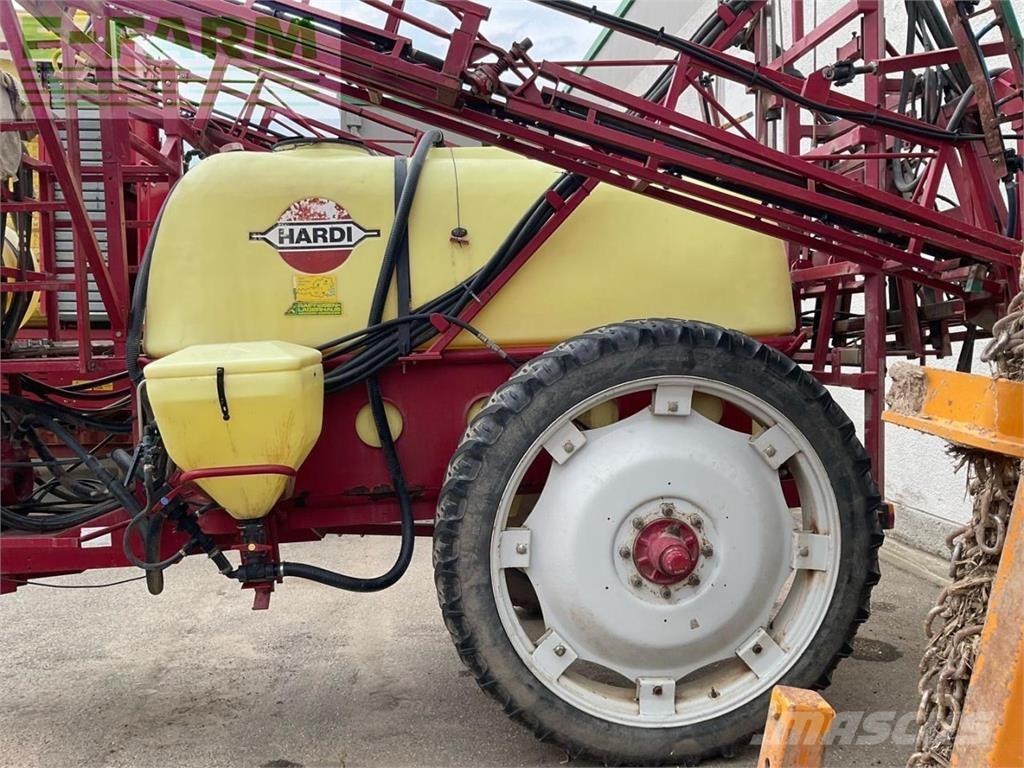 Hardi Commander Прикачни пръскачки
