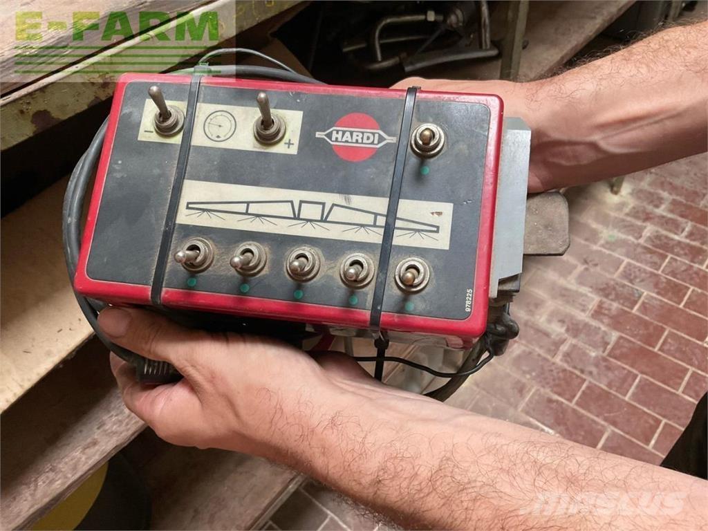 Hardi Commander Прикачни пръскачки
