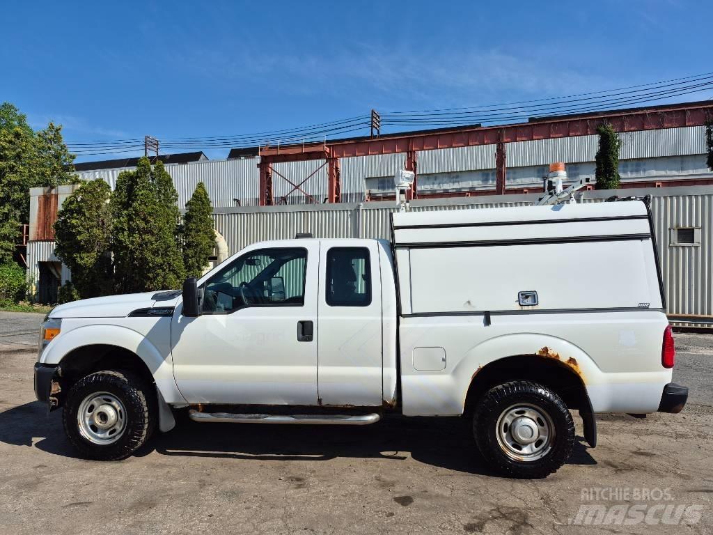 Ford F 250 Пикапи