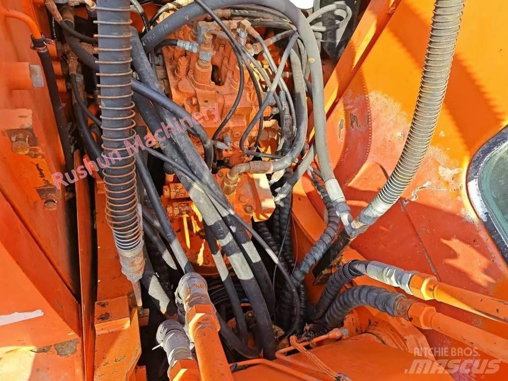 Doosan DH 150 W-7 Колесни екскаватори