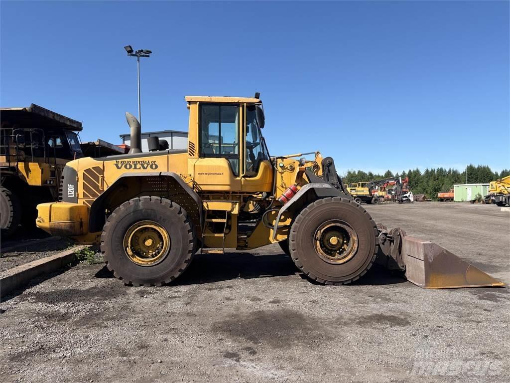 Volvo L120F Колесни товарачи