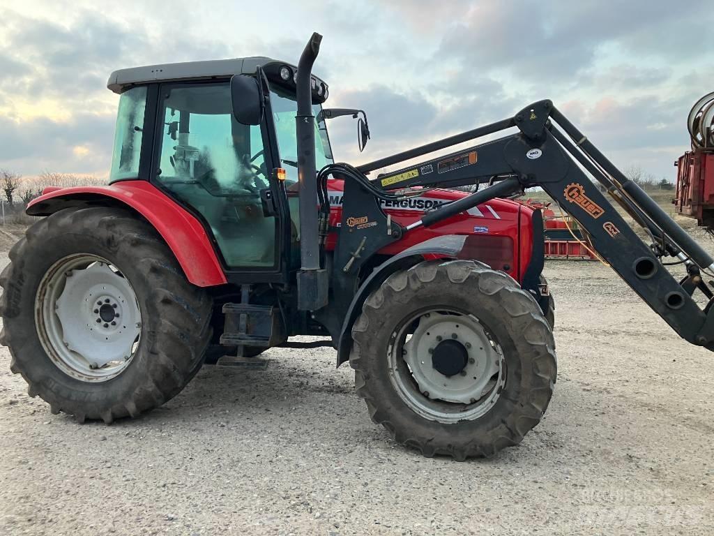 Massey Ferguson 5465 Трактори