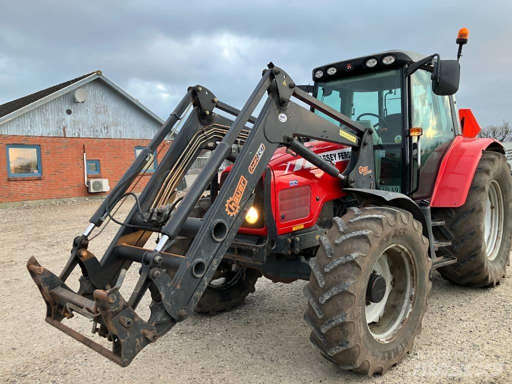 Massey Ferguson 5465 Трактори
