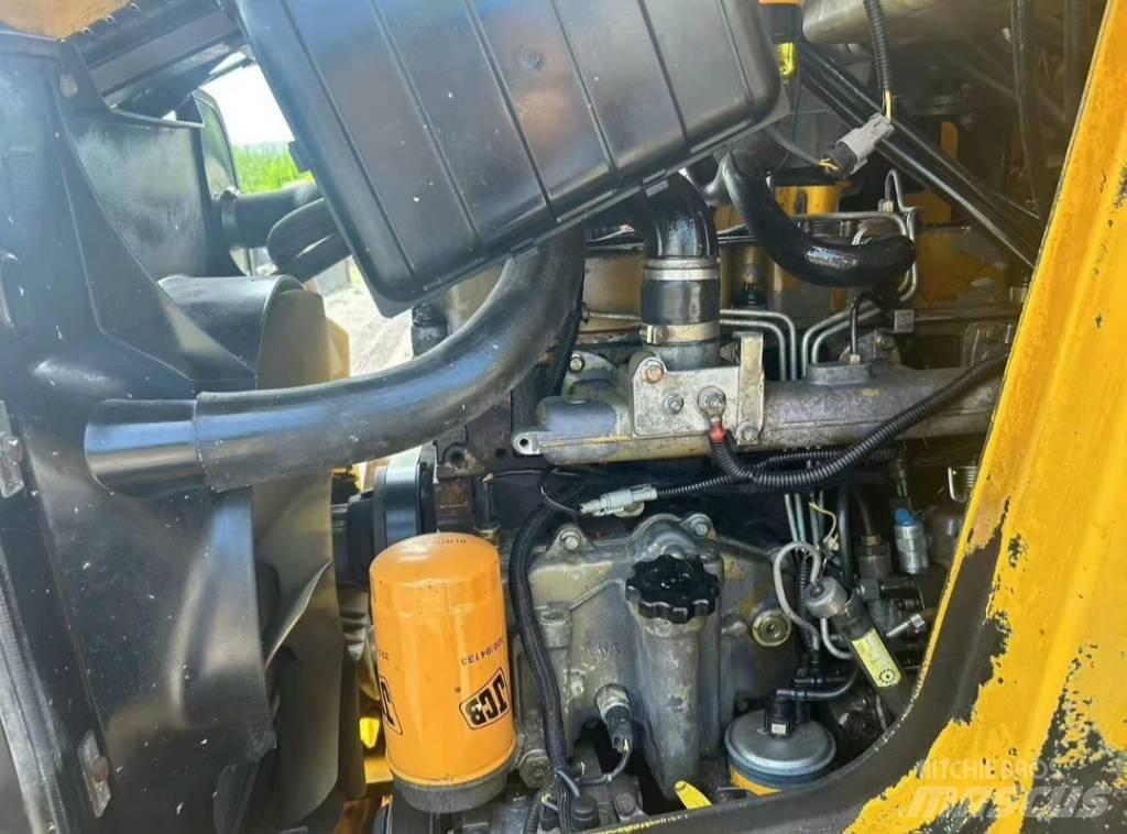 JCB 3 CX Товарач със заден ексватор