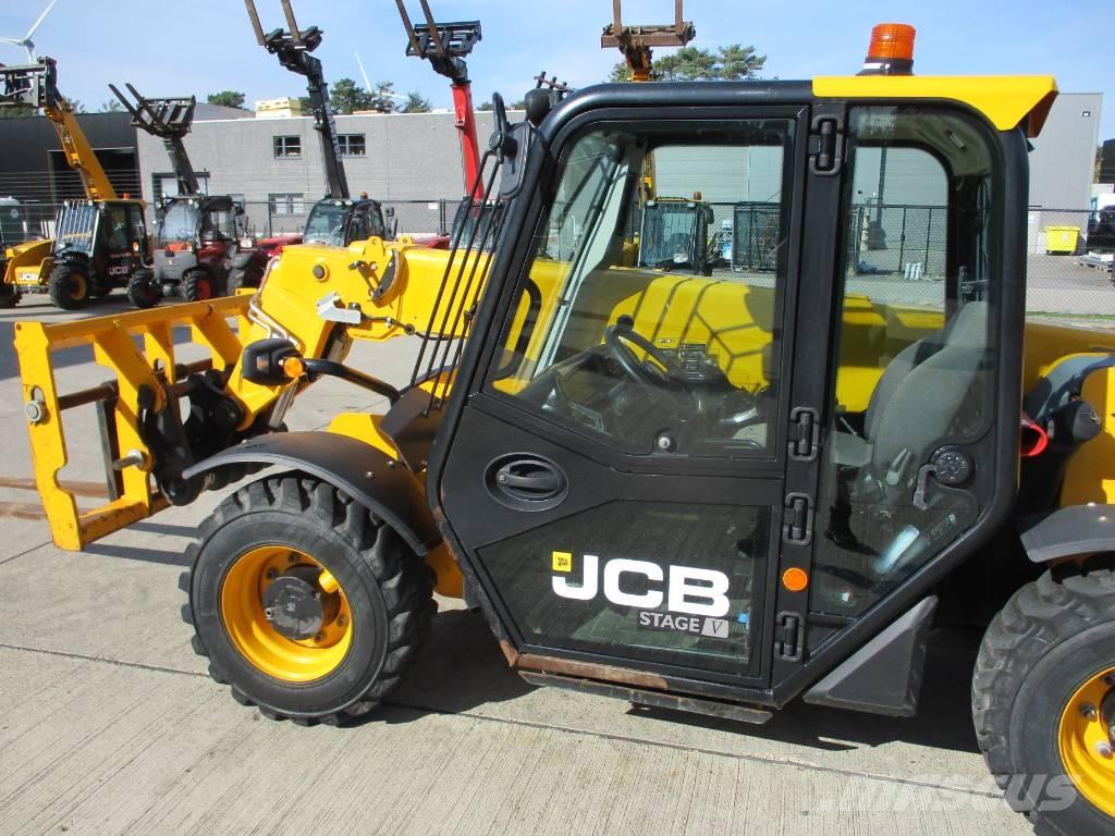 JCB 525-60 T5 (582) Телескопични товарачи