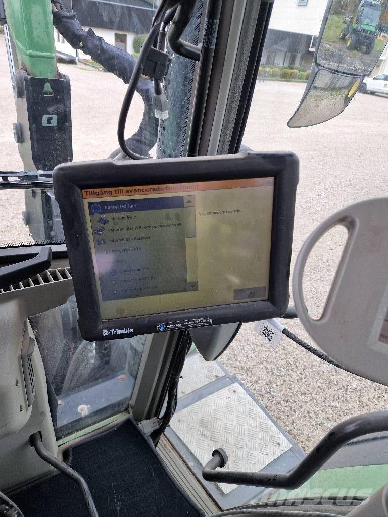 Fendt 820 GPS Трактори
