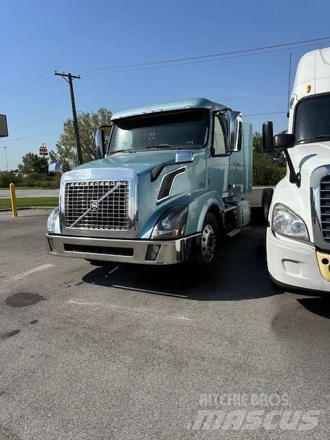 Volvo VNL 430 Влекачи