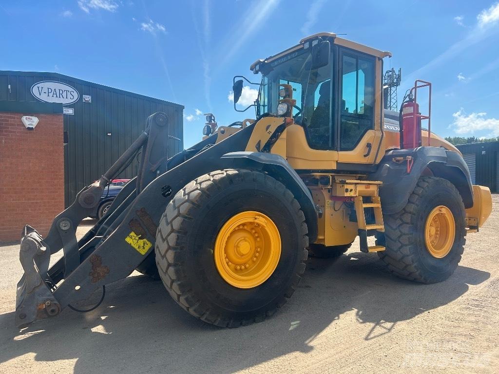 Volvo L110H L/Boom Колесни товарачи