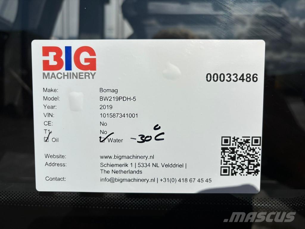 Bomag BW219PDH-5 Еднобарабанни ролки
