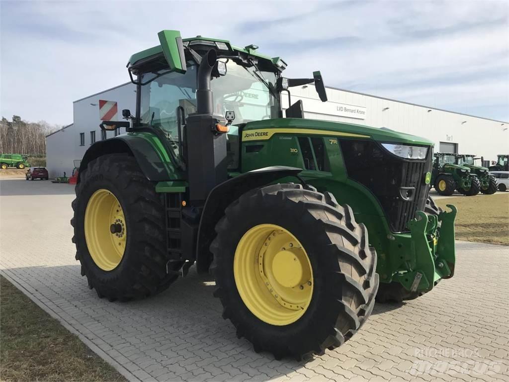 John Deere 7R 310 Трактори