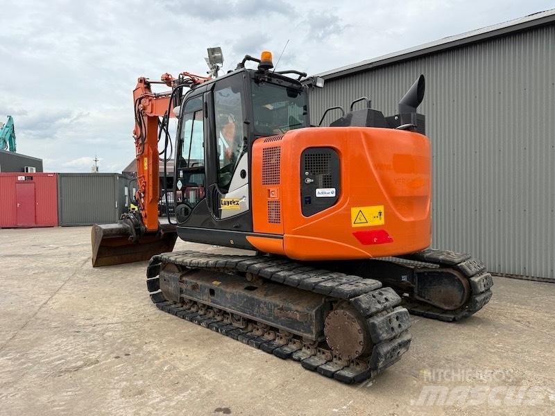 Hitachi ZX 135 US-6 Верижен екскаватор