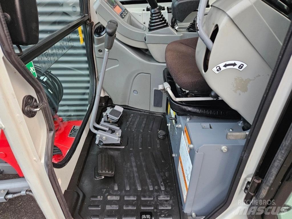 Takeuchi TB 225 Мини екскаватори < 7 т