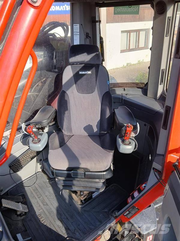 Komatsu 931 XC Харвестери