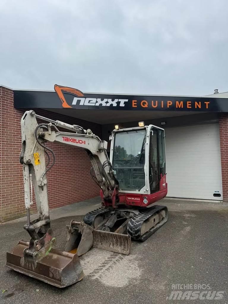 Takeuchi TB230 Мини екскаватори < 7 т