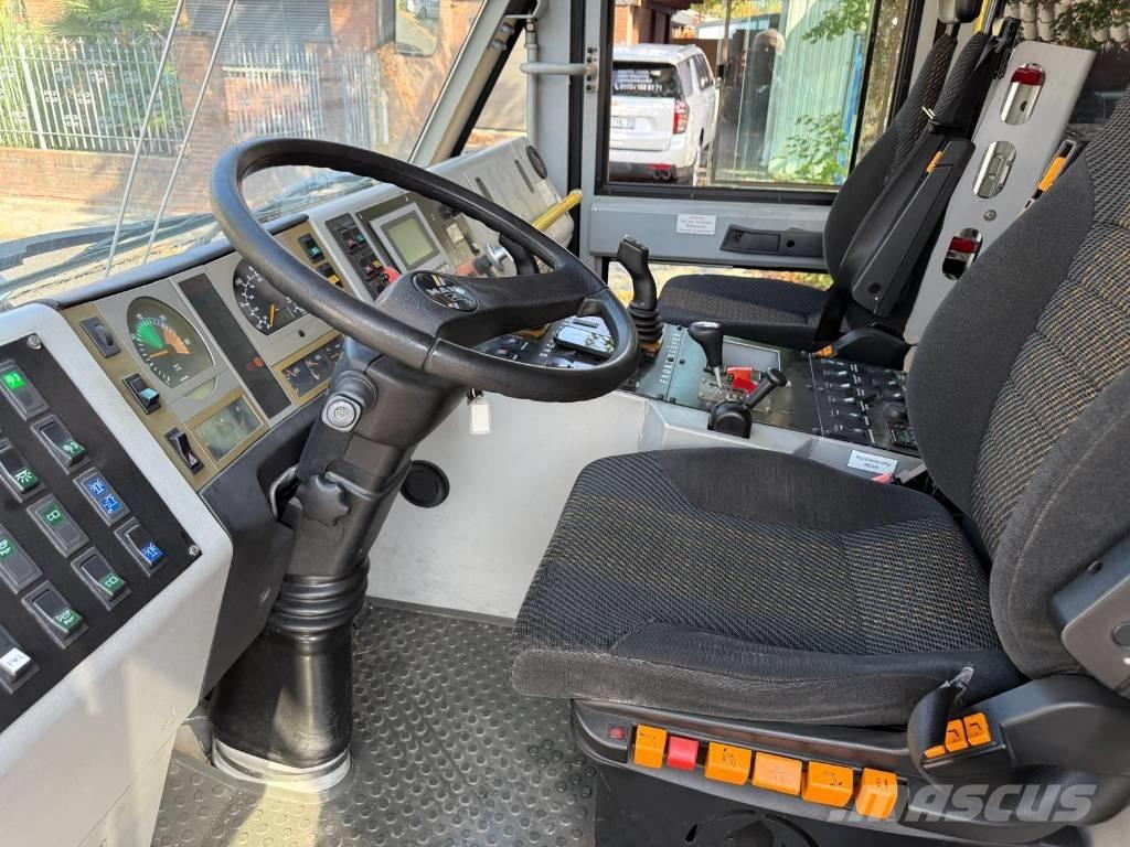 MAN X 1000 , 8 x 8 Пожарни камиони