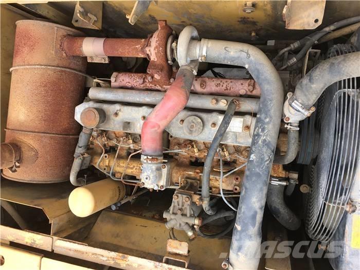 CAT 320 D Верижен екскаватор