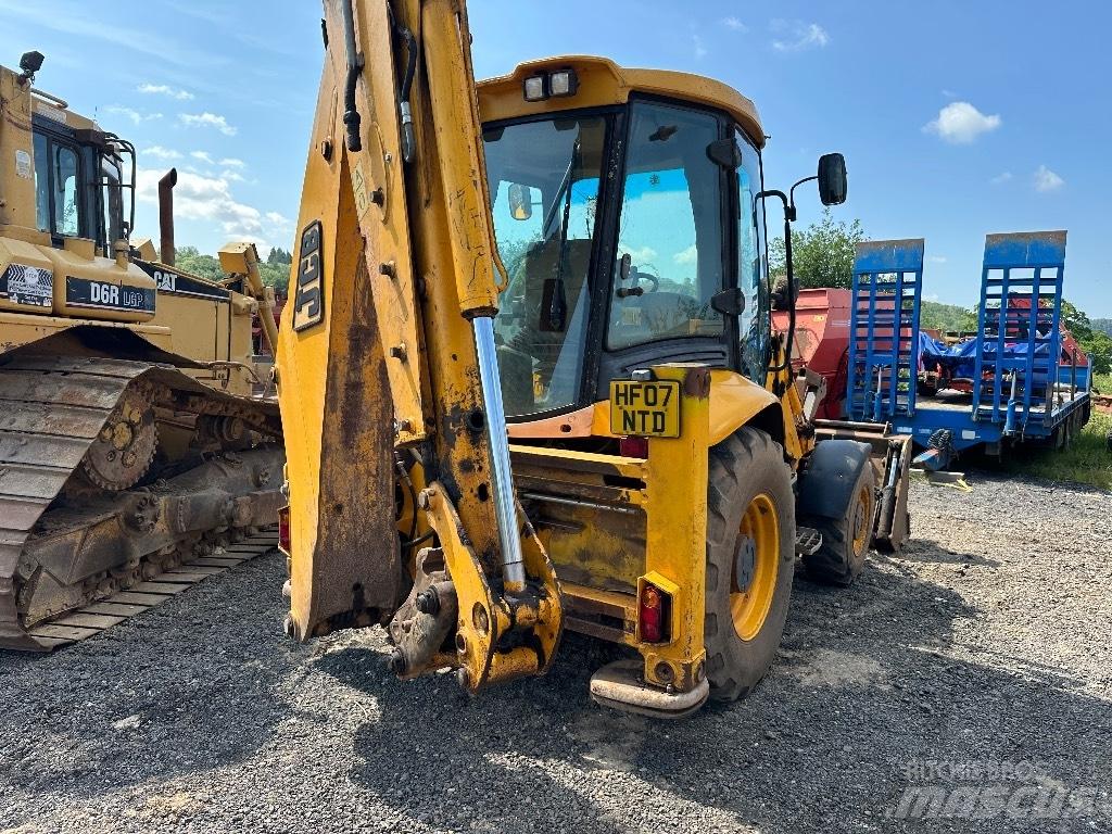 JCB 3 CX Товарач със заден ексватор