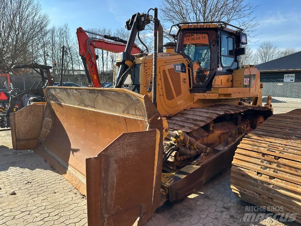 CAT D 7 E LGP Верижни булдозери
