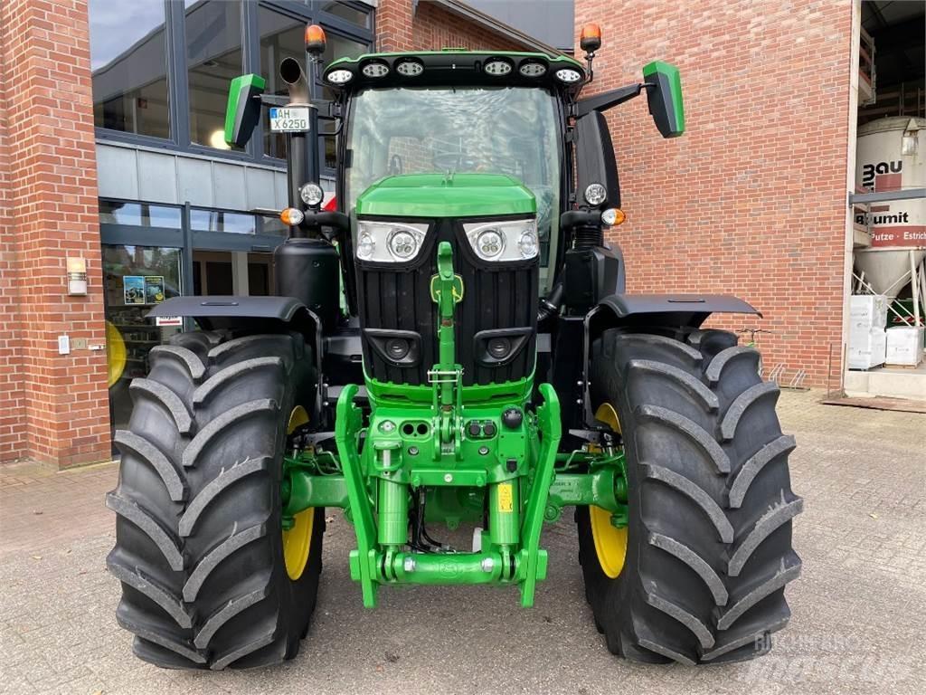 John Deere 6R250 Трактори