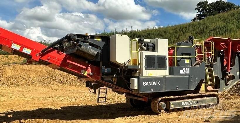 Sandvik QJ 241 Мобилни трошачки
