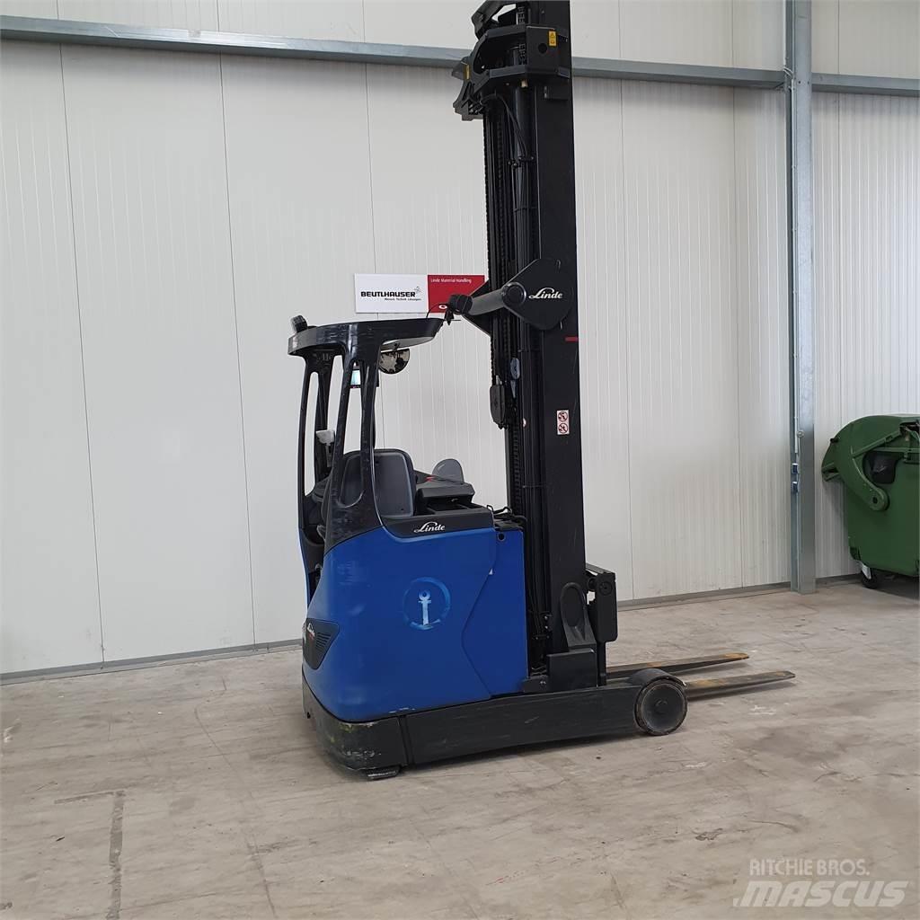 Linde R16HD Ретрак/ Високоповдигач с изместване на вилката напред