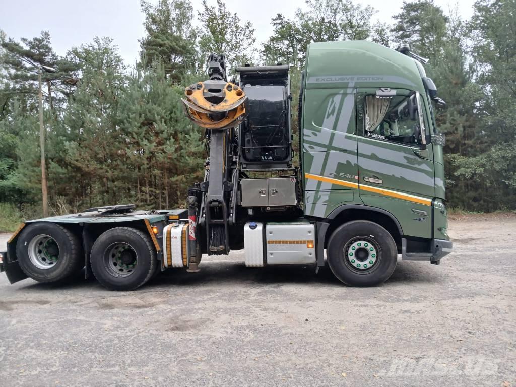 Volvo FH Камиони за дървени стърготини
