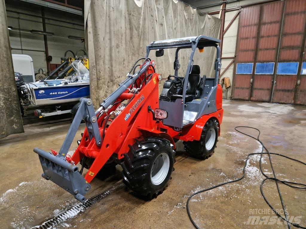 Flexitrac 1226 Многофункционални товарачи